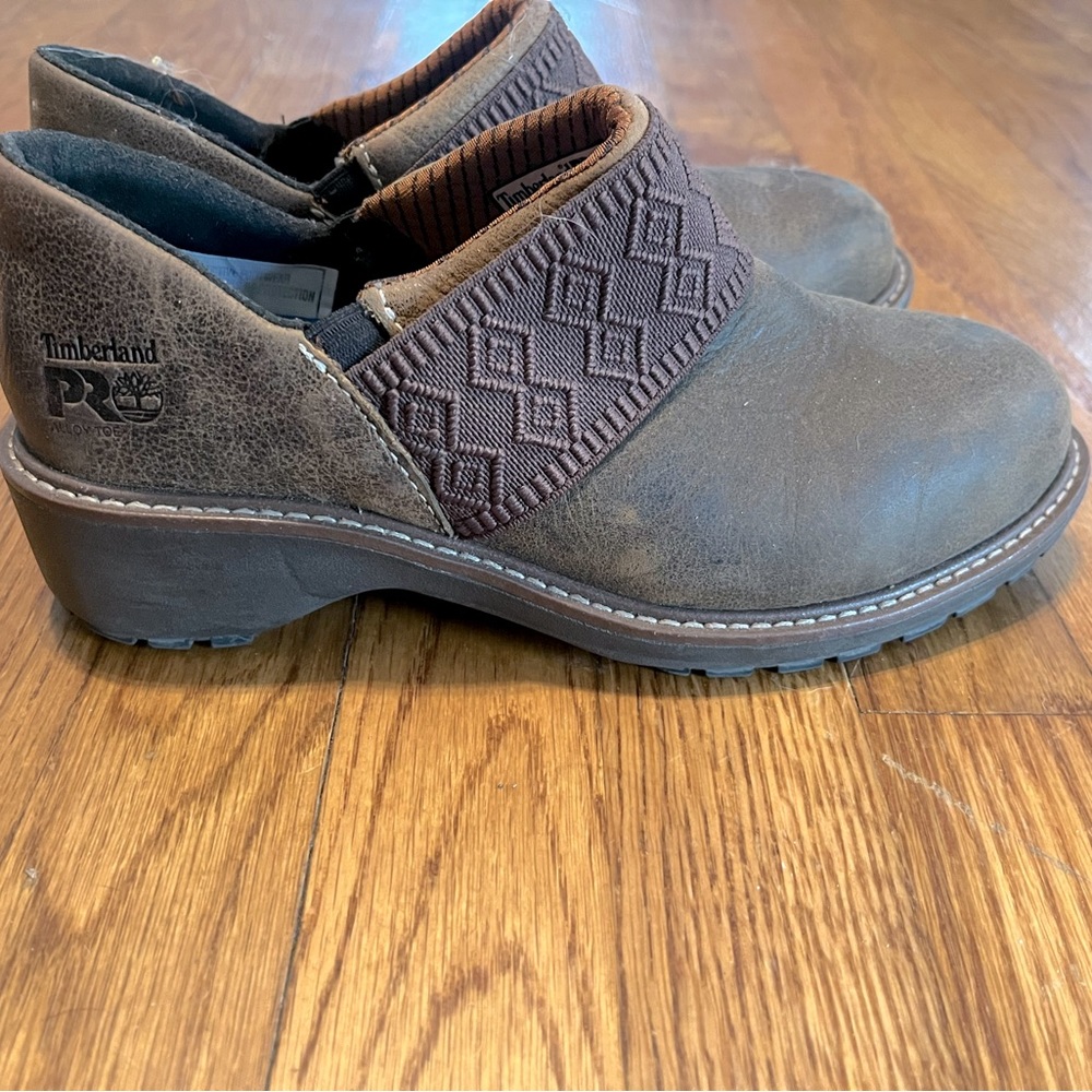 Timberland women’s steal toed work shoes